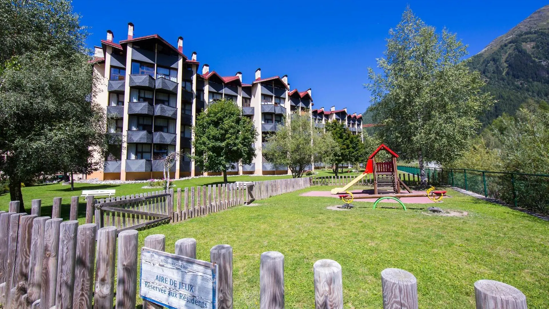 Résidence Grand Roc - Campanules 125 Happy Rentals Chamonix